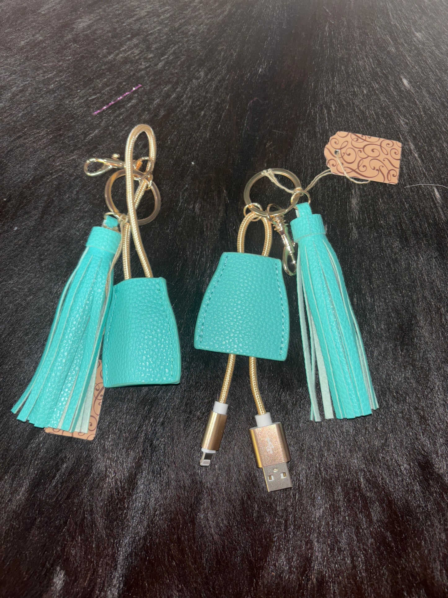 IPHONE CHARGER KEYCHAIN