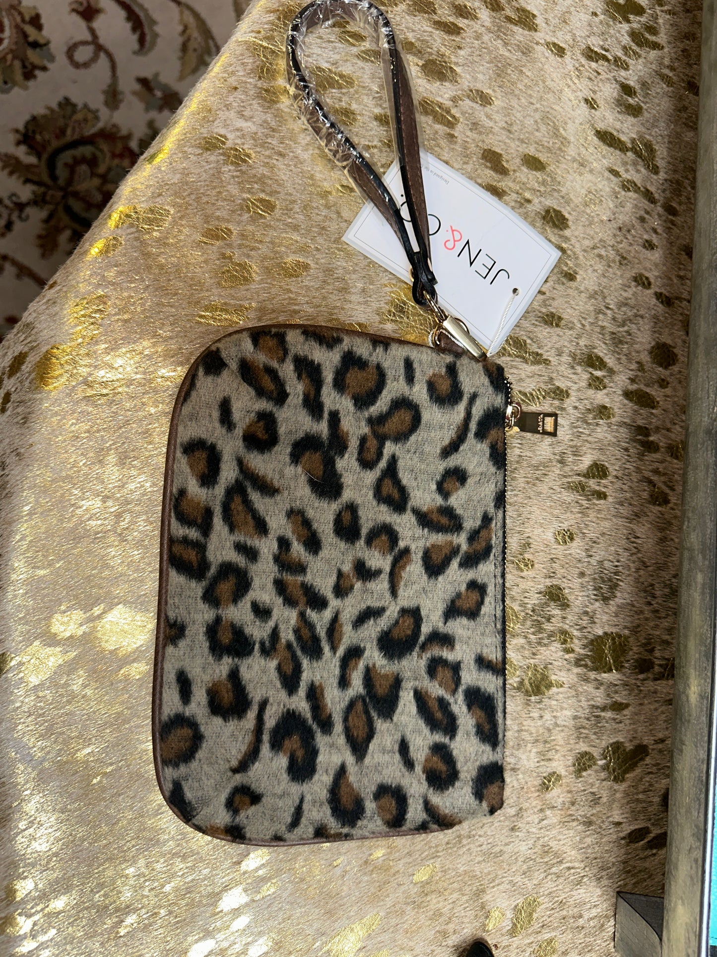 LEOPARD WRISTLET