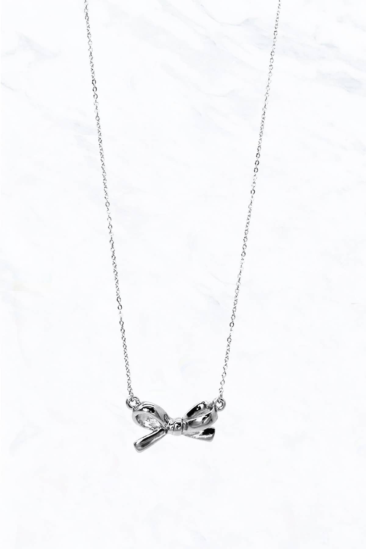 65034 Petit Bow Pendant Short Charm Necklace