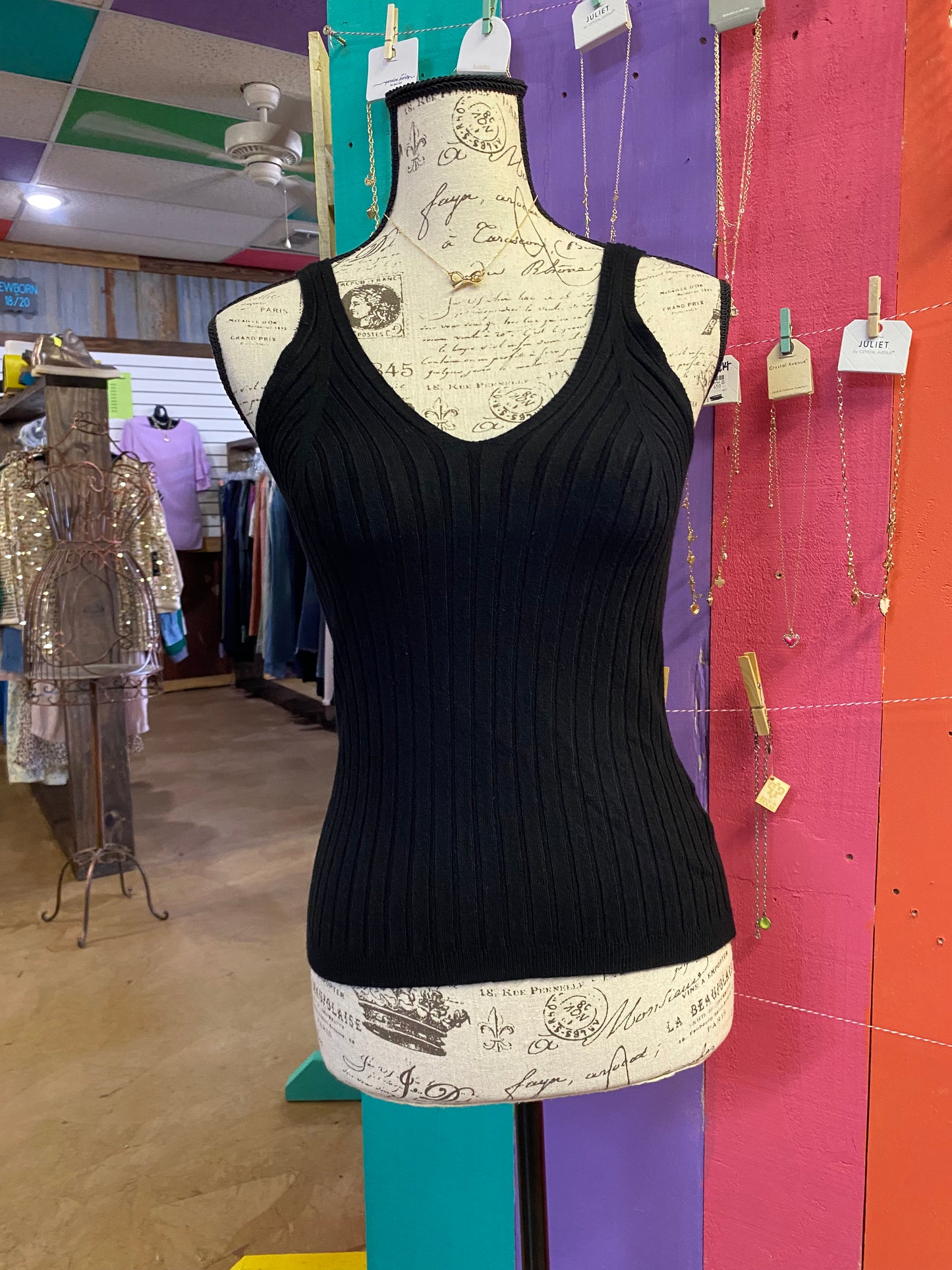 CC BLACK RIBBED TANK