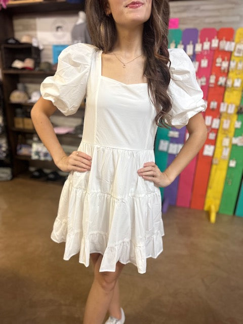 CC WHITE PUFF SLEEVED DRESS