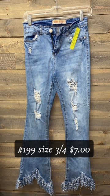 #199 SIZE 3/4 JEANS