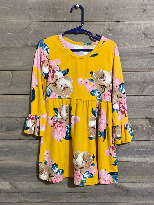 #155 Girls 5/6 Floral Mustard Dress (9/23)