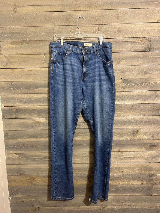 #1 wrangler jeans 34x34
