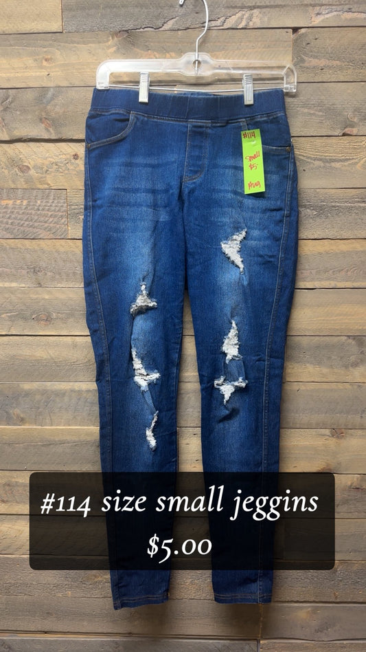 #114 SMALL JEGGINS DISTRESSED