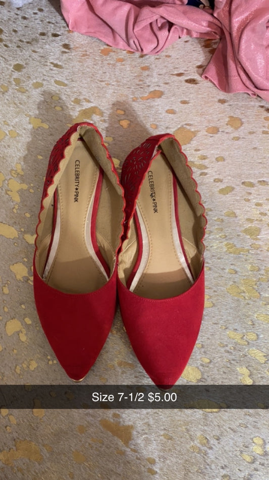 #1 CELEBRITY PINK RED FLATS SIZE 7.5 (10/23)