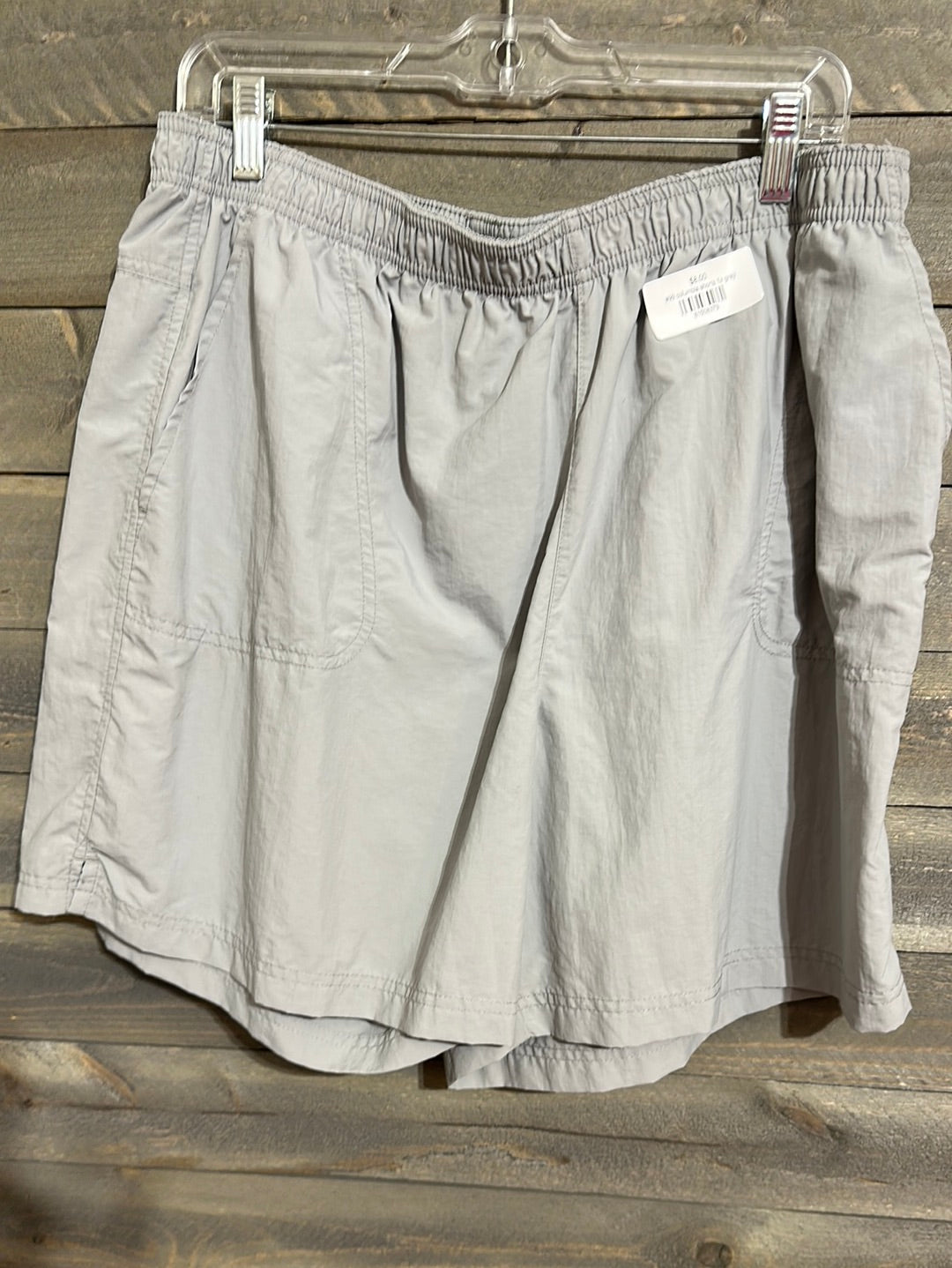 #99 columbia shorts 1x grey