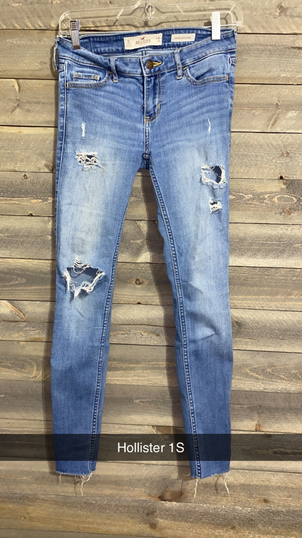 #19 Hollister jeans size 1S (25x28)