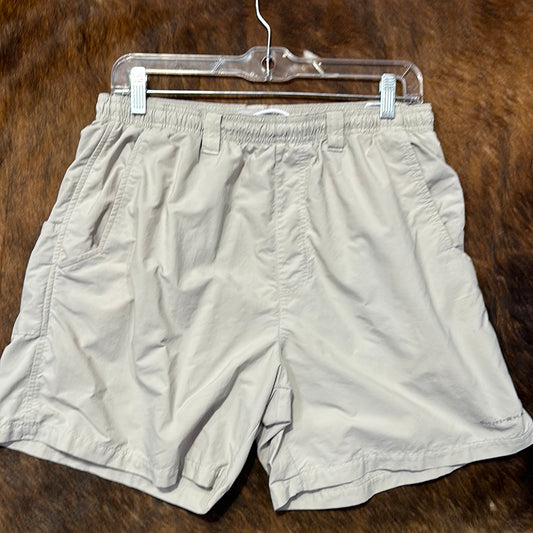 #99 Columbia Khaki Shorts M (9/23)