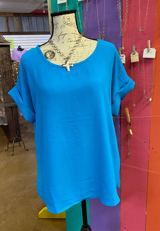 CC BLUE SCOOP NECK TOP