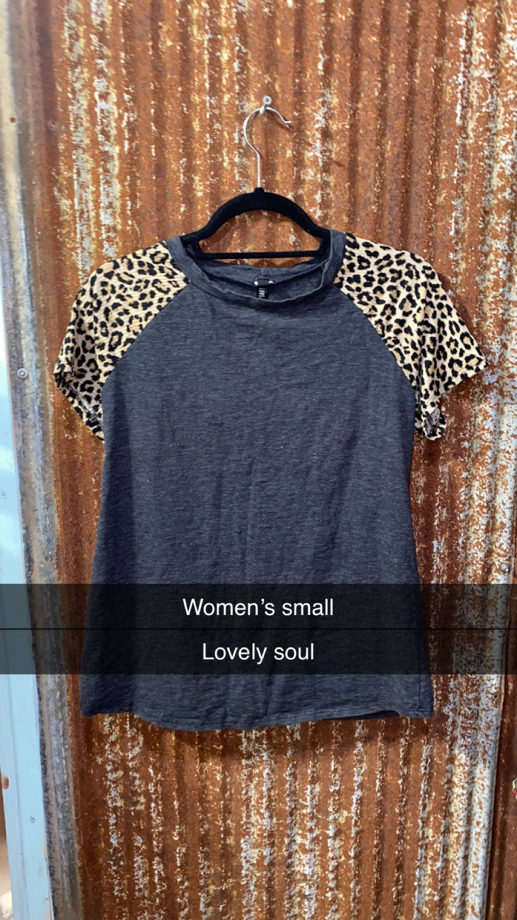 #19 small leopard & gry top