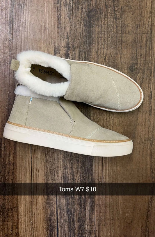 #158 Toms W6