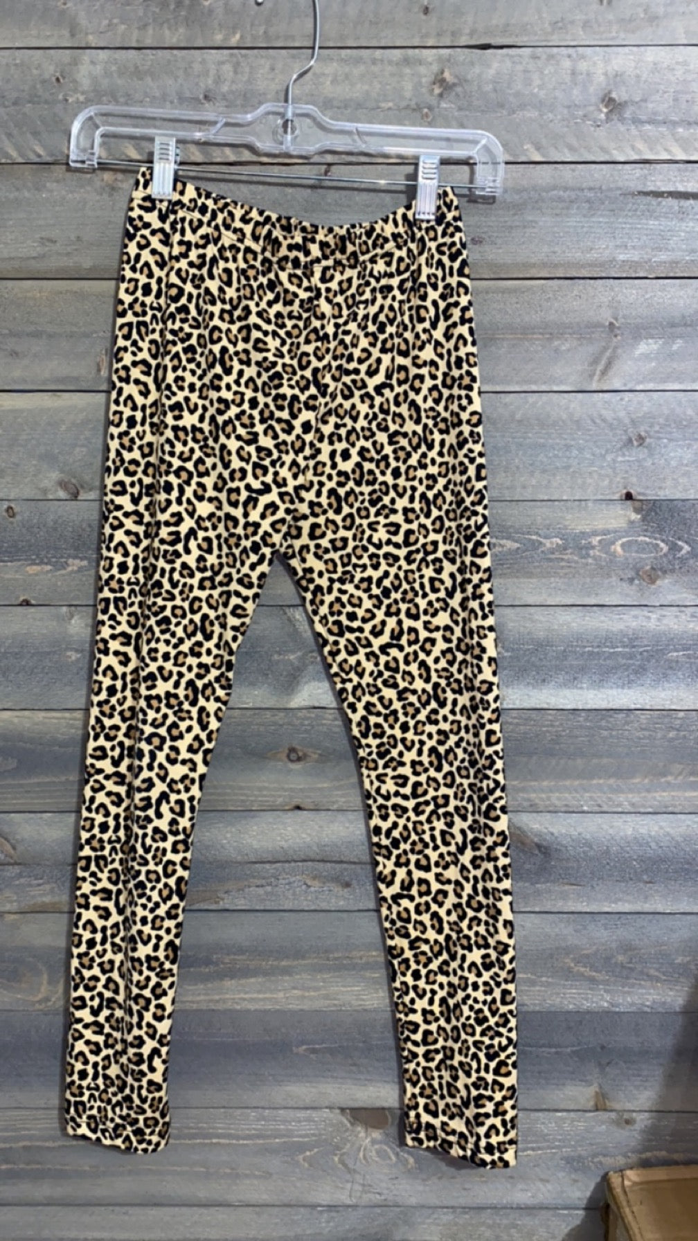 #127 10/12 leopard leggings