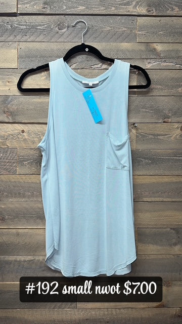 #192 Small NWOT Tank
