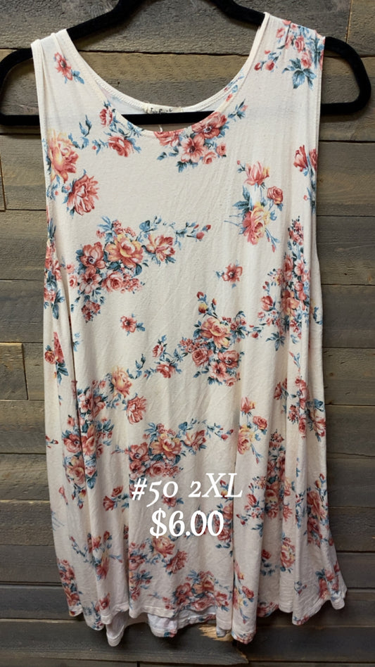 #50 2XL White Floral Tank