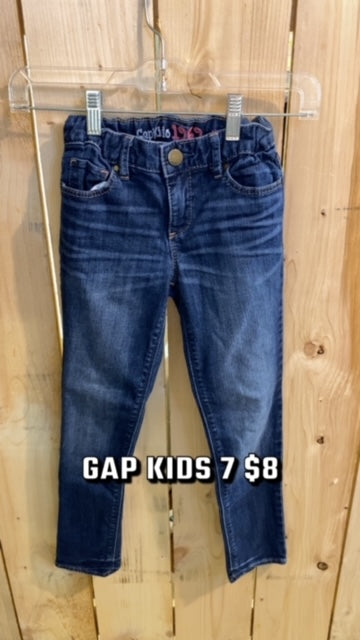 #160 GAP SIZE 7 JEANS 2/24