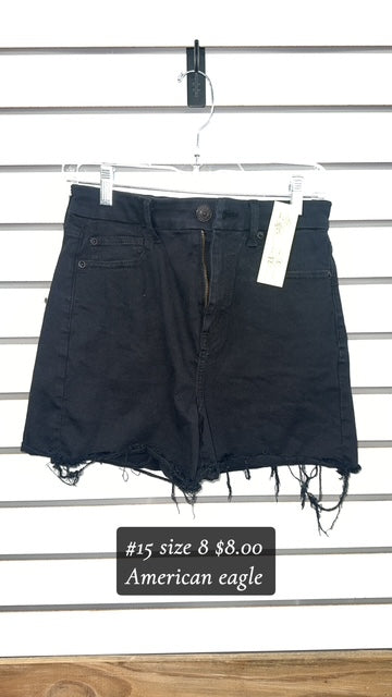 #5 SIZE 8 AE SHORTS