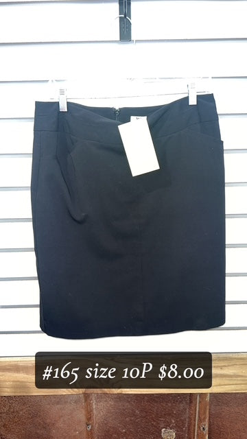 #165 SIZE 10P SKIRT NWT