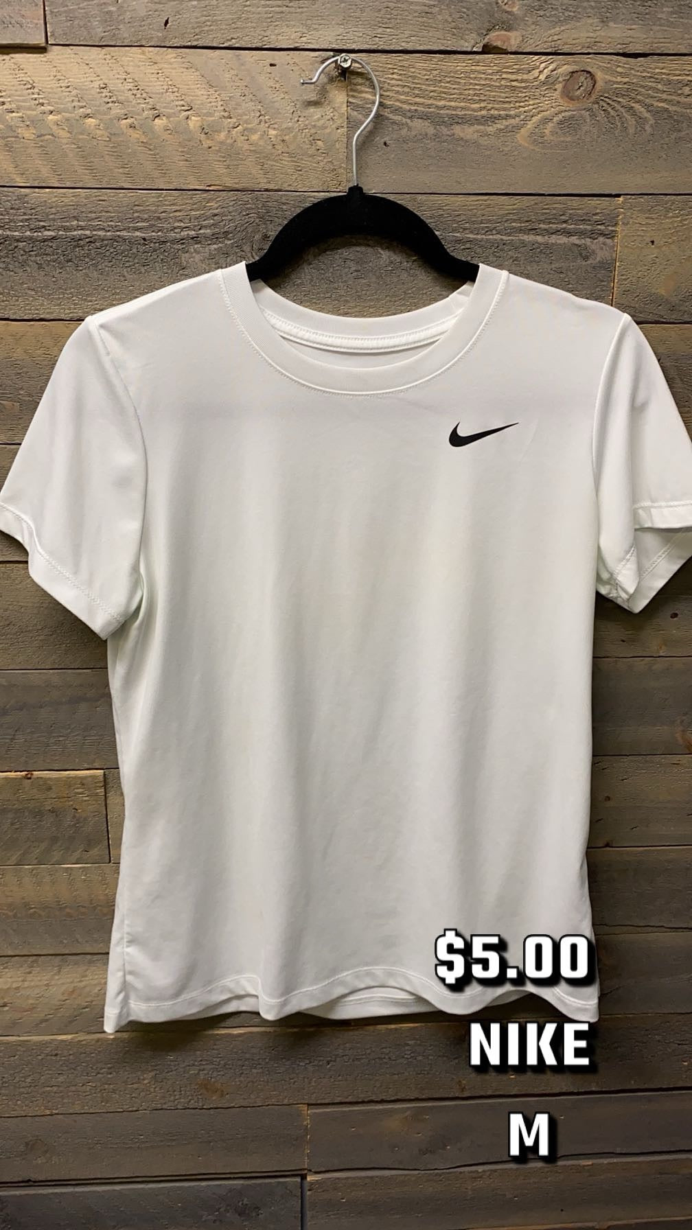 #109 WHITE NIKE M TEE 4/1