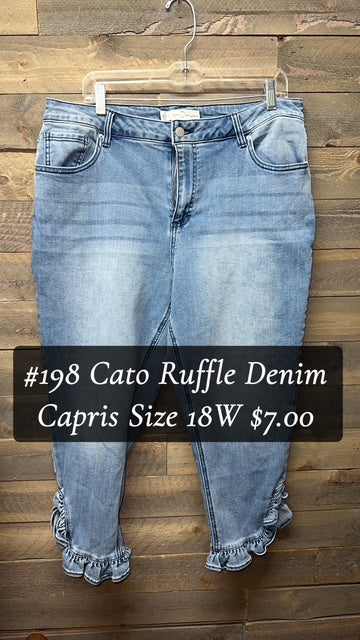 #198 CATO RUFFLE CAPRIS SIZE 18W