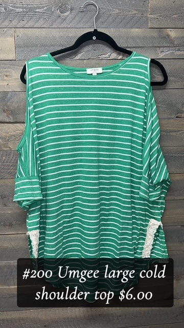 #200 LARGE UMGEE COLD SHOULDER TOP