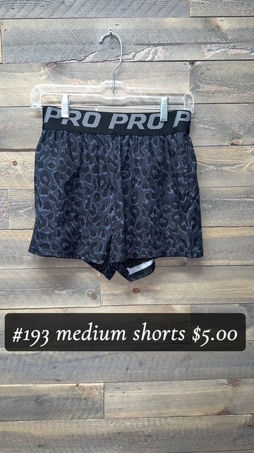 #193 Medium Shorts