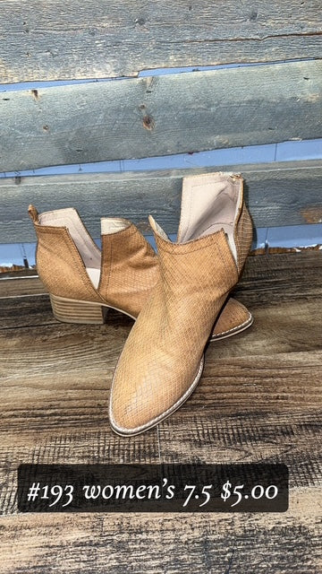 #193 Women's 7.5