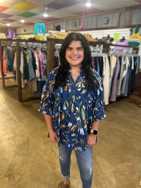 CC NAVY FLORAL TOP