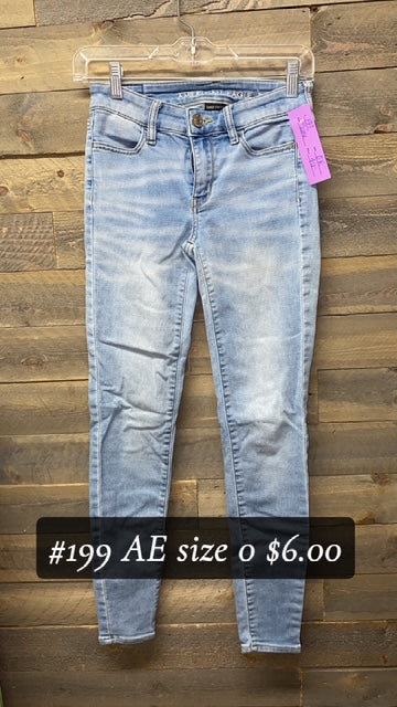#199 AE SIZE 0 JEANS