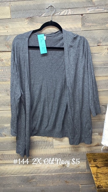 #144 2X OLD NAVY GREY CARDIGAN