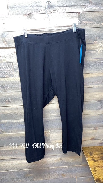 #144 XL OLD NAVY BLACK LEGGINS