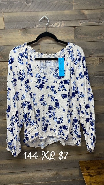 #144 XL BLUE FLORAL TOP