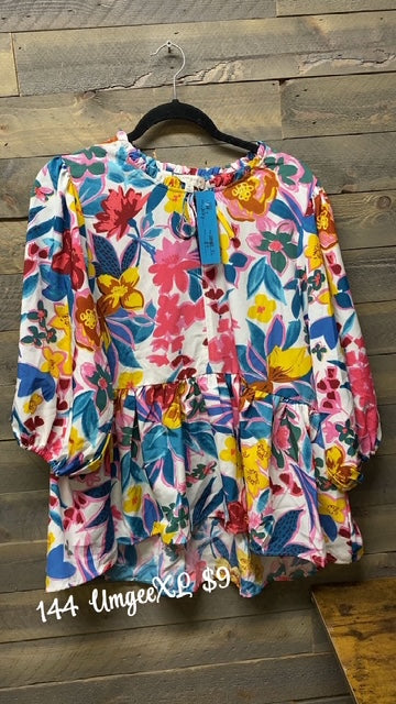 #144 XL UMGEE FLORAL TOP