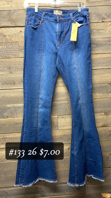 #133 SIZE 26 FLARES