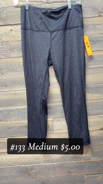 #133 MEDIUM GREY CAPRI LEGGINS