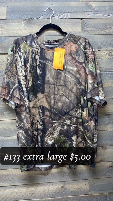 #133 XL CAMO TEE