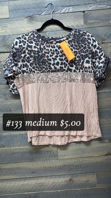 #133 MEDIUM LEOPARD GLITTER TOP