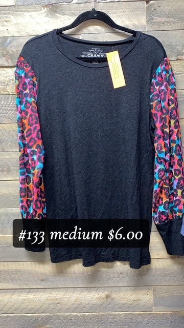 #133 MEDIUM LEOPARD SLEEVED TOP