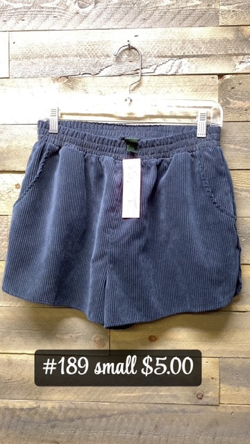 #189 SMALL CORDUROY NAVY SHORTS
