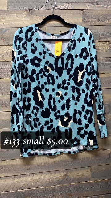 #133 SMALL BIBI BLUE LEO TOP