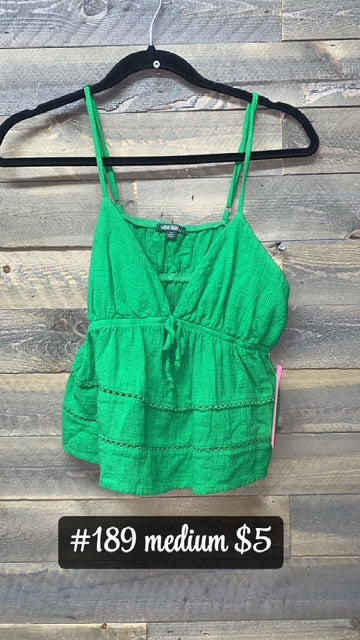 #189 MEDIUM GREEN CROPPED TANK