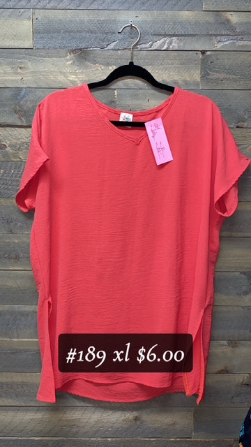 #189 XL CORAL V-NECK TOP