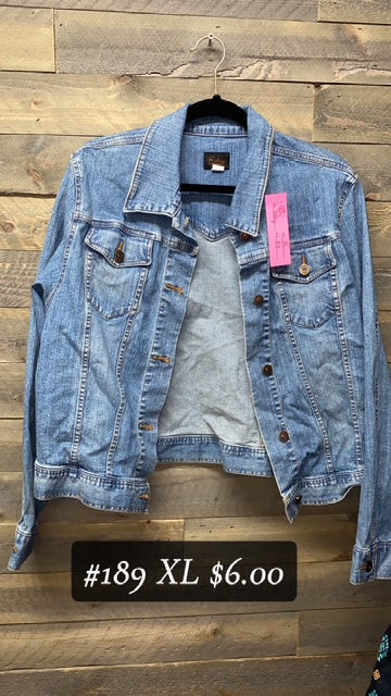 #189 XL DENIM JACKET