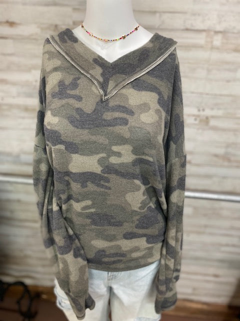 Sales V-Neck Camo Long Sleeve