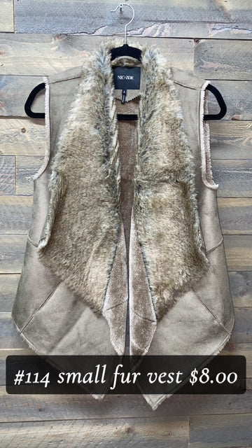 #114 SMALL FUR SUADE VEST