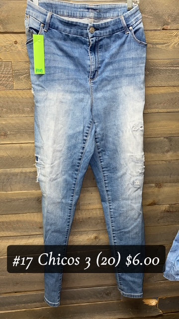 #17 CHICOS 3 (20) JEANS