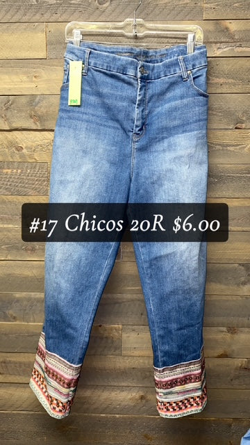#17 CHICOS 20R AZTEC TRIM JEANS