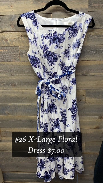 #26 XL BLUE FLORAL DRESS