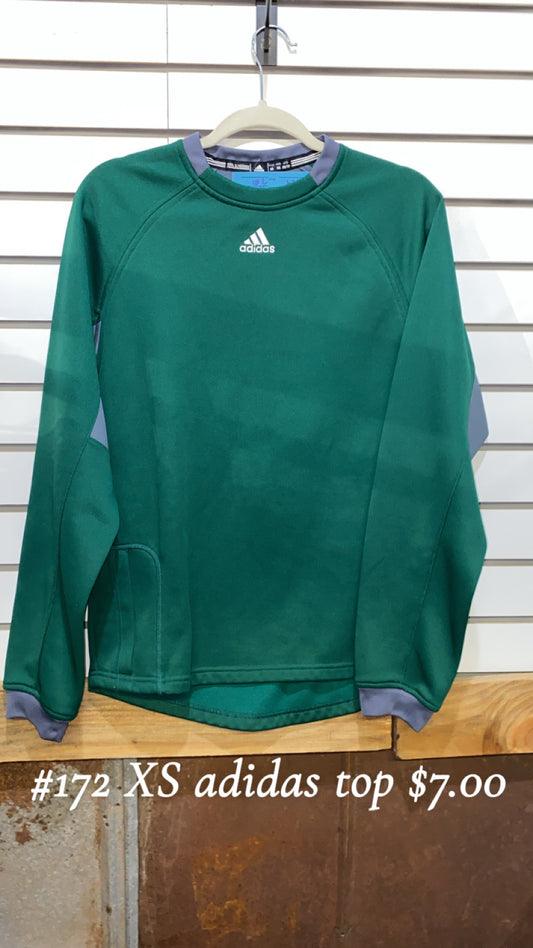 #172 XS Adidas Top
