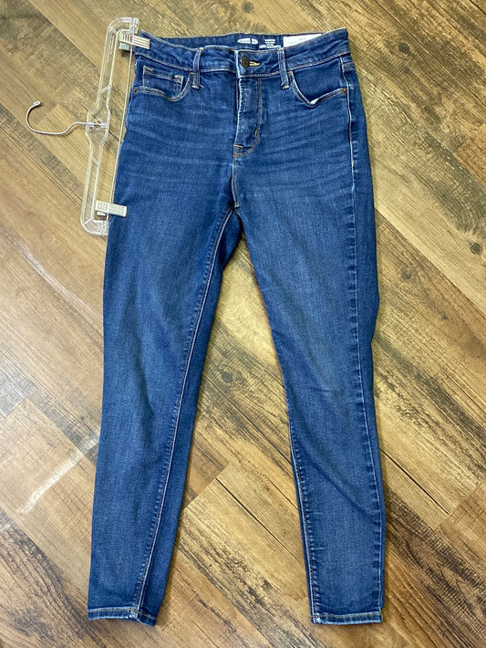 #154 Old Navy size 6 Skinnies